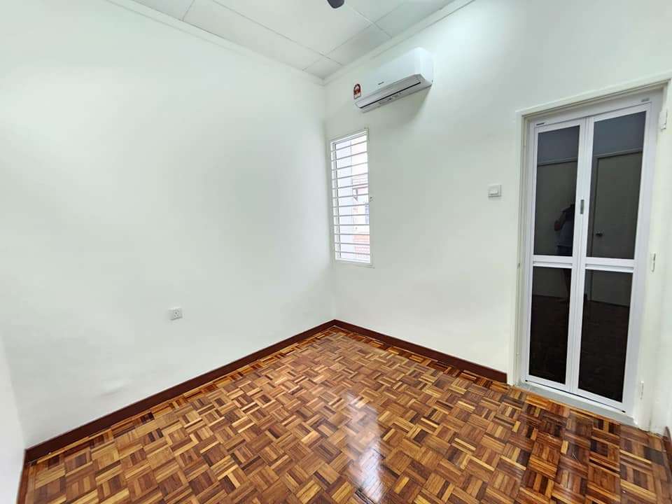 Executive Double-Storey Residence Renewal 9