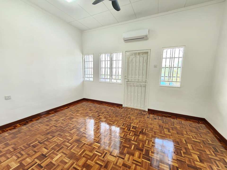 Executive Double-Storey Residence Renewal 11